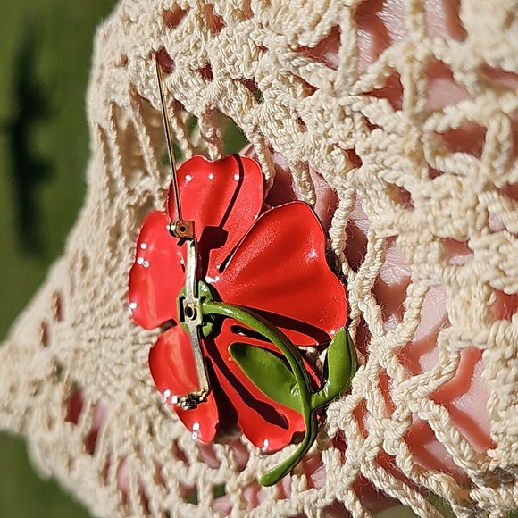 VINTAGE Flower Brooch - Picture 7 of 15
